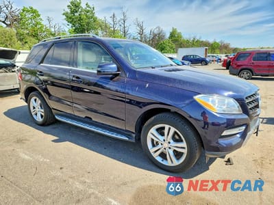 Czwarte zdjęcie samochodu z boku: 2014 MERCEDES-BENZ ML 350 4MATIC VIN:4JGDA5HB4EA338127 - miniatura