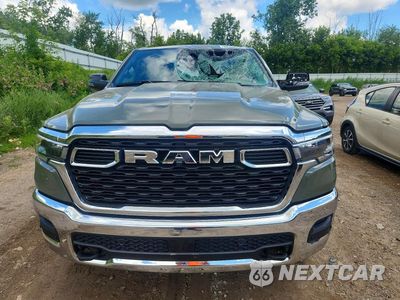 Piąte zdjęcie samochodu w środku: 2025 RAM 1500 BIG HORN/LONE STAR VIN:1C6RRFFG6SN196544 - miniatura