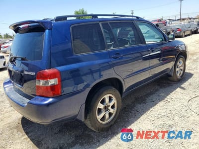 Trzecie zdjęcie samochodu z tyłu: 2005 TOYOTA HIGHLANDER LIMITED VIN:JTEDP21A550080821 - miniatura