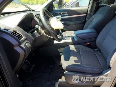 Zdjęcie 7 z 13 samochodu: 2017 FORD EXPLORER XLT VIN:1FM5K8D86HGD81866 - miniatura