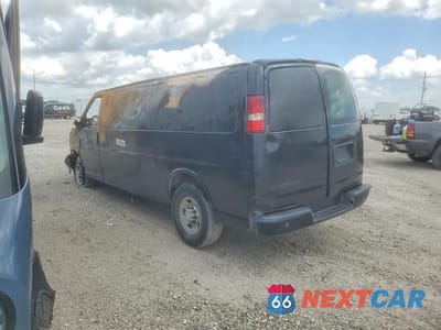 Drugie zdjęcie samochodu z przodu: 2017 CHEVROLET EXPRESS G2500 VIN:1GCWGBFF9H1133150 - miniatura