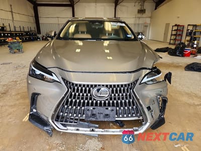 Piąte zdjęcie samochodu w środku: 2023 LEXUS NX 350 VIN:2T2GGCEZ9PC026109 - miniatura