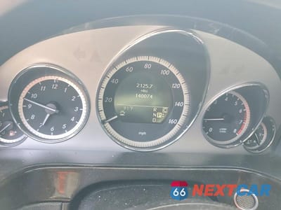 Zdjęcie 9 z 12 samochodu: 2010 MERCEDES-BENZ E 350 4MATIC VIN:WDDHF8HB6AA129044 - miniatura