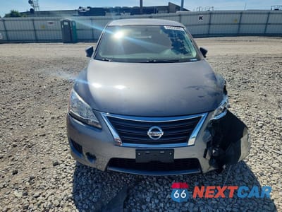 Piąte zdjęcie samochodu w środku: 2015 NISSAN SENTRA SR VIN:3N1AB7AP9FY353860 - miniatura