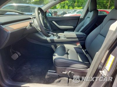 Zdjęcie 7 z 13 samochodu: 2022 TESLA MODEL Y VIN:7SAYGDEE2NF338098 - miniatura
