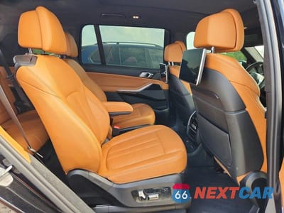 Zdjęcie 11 z 13 samochodu: 2020 BMW X7 XDRIVE40I VIN:5UXCW2C09L9D04559 - miniatura