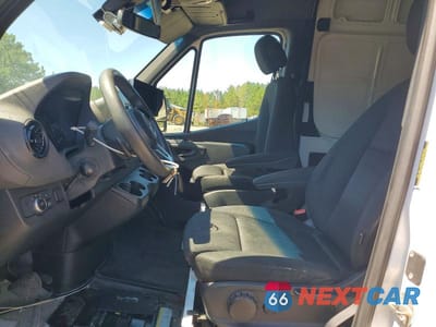 Zdjęcie 7 z 12 samochodu: 2019 MERCEDES-BENZ SPRINTER 2500 VIN:WD4PF1ED0KT013658 - miniatura