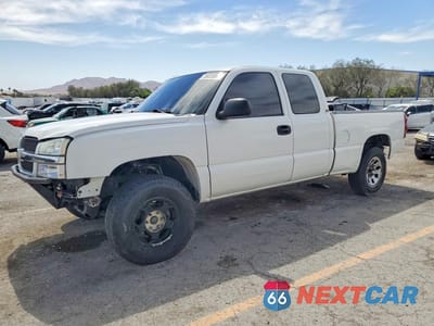 2003 CHEVROLET SILVERADO K1500 1GCEK19V13E326756 - główne zdjęcie licytacji z USA - miniatura