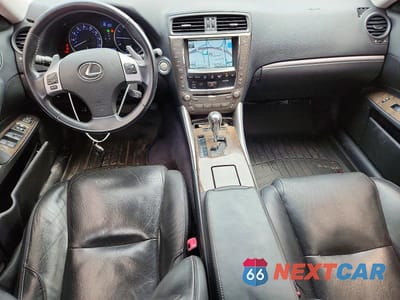 Zdjęcie 8 z 12 samochodu: 2012 LEXUS IS 250 VIN:JTHCF5C28C5056361 - miniatura