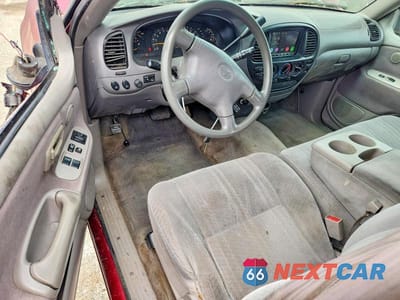 Zdjęcie 8 z 12 samochodu: 2001 TOYOTA TUNDRA SR5 VIN:5TBRT34131S168046 - miniatura