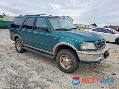 Czwarte zdjęcie samochodu z boku: 1998 FORD EXPEDITION VIN:1FMFU18L4WLA08382 - miniatura