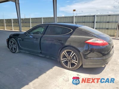 Drugie zdjęcie samochodu z przodu: 2012 PORSCHE PANAMERA S VIN:WP0AB2A79CL061582 - miniatura