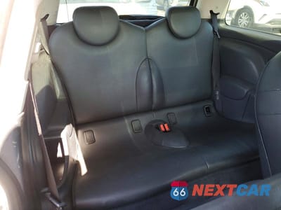 Zdjęcie 10 z 12 samochodu: 2005 MINI COOPER S VIN:WMWRE33505TG96981 - miniatura