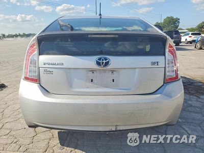 Zdjęcie 6 z 12 samochodu: 2013 TOYOTA PRIUS TWO VIN:JTDKN3DU1D5561034 - miniatura