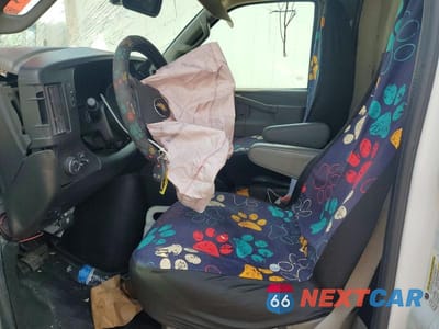 Zdjęcie 7 z 13 samochodu: 2022 CHEVROLET EXPRESS G3500 VIN:1GB0GRF73N1166703 - miniatura