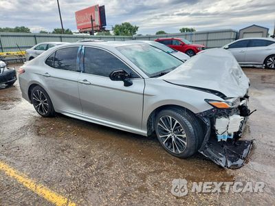 Czwarte zdjęcie samochodu z boku: 2018 TOYOTA CAMRY SE VIN:JTNB11HK0J3023663 - miniatura