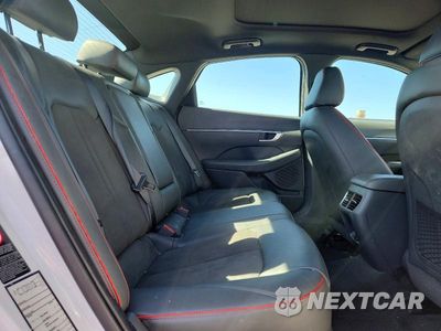 Zdjęcie 10 z 12 samochodu: 2023 HYUNDAI SONATA SEL PLUS VIN:KMHL44J21PA279841 - miniatura