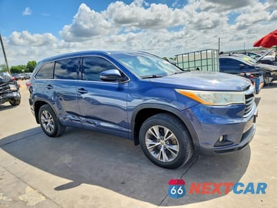 Czwarte zdjęcie samochodu z boku: 2014 TOYOTA HIGHLANDER XLE VIN:5TDKKRFH3ES037715 - miniatura