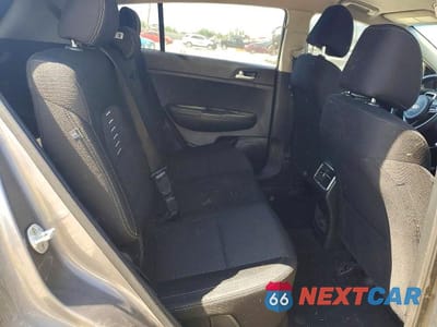 Zdjęcie 11 z 13 samochodu: 2018 KIA SPORTAGE LX VIN:KNDPMCAC7J7303914 - miniatura