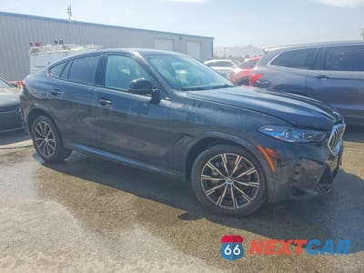 Czwarte zdjęcie samochodu z boku: 2024 BMW X6 XDRIVE40I VIN:5UX33EX04R9W08540 - miniatura