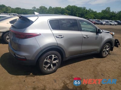 Trzecie zdjęcie samochodu z tyłu: 2020 KIA SPORTAGE LX VIN:KNDPMCAC0L7830938 - miniatura