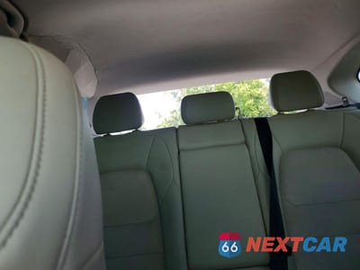 Zdjęcie 10 z 13 samochodu: 2018 MAZDA CX-5 TOURING VIN:JM3KFACM0J1378284 - miniatura