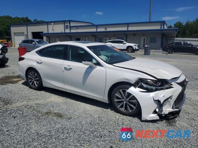 Czwarte zdjęcie samochodu z boku: 2021 LEXUS ES 350 BASE VIN:58ADZ1B19MU108252 - miniatura
