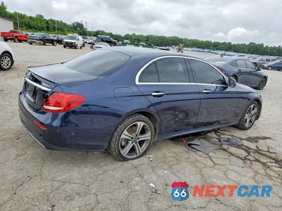 Trzecie zdjęcie samochodu z tyłu: 2018 MERCEDES-BENZ E 300 4MATIC VIN:WDDZF4KB2JA336603 - miniatura