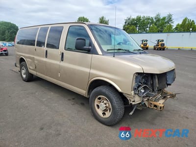 Czwarte zdjęcie samochodu z boku: 2010 CHEVROLET EXPRESS G3500 LS VIN:1GA2GZDG8A1164830 - miniatura