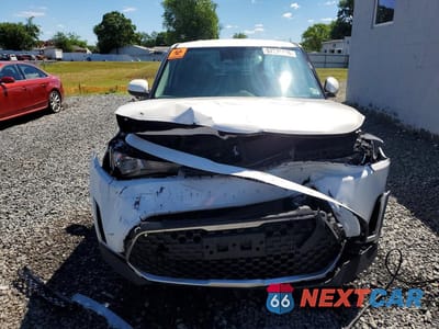 Piąte zdjęcie samochodu w środku: 2023 KIA SOUL LX VIN:KNDJ23AU5P7843646 - miniatura