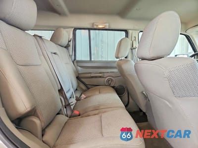 Zdjęcie 11 z 13 samochodu: 2007 JEEP COMMANDER VIN:1J8HG48P67C562705 - miniatura