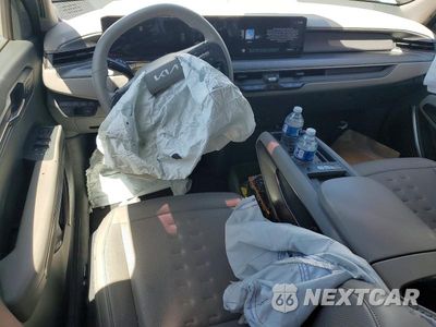 Zdjęcie 8 z 13 samochodu: 2025 KIA EV9 WIND VIN:5XYAFFS55SG002998 - miniatura