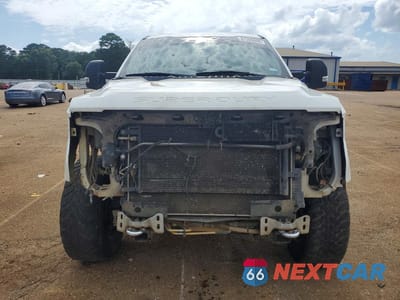 Piąte zdjęcie samochodu w środku: 2017 FORD F250 SUPER DUTY VIN:1FT7W2BT6HEE27102 - miniatura