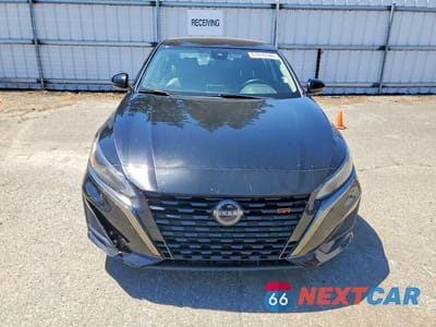Piąte zdjęcie samochodu w środku: 2023 NISSAN ALTIMA SR VIN:1N4BL4CV5PN419916 - miniatura
