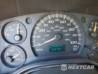Zdjęcie 9 z 13 samochodu: 2003 CHEVROLET EXPRESS G3500 VIN:1GCHG35U731128617 - miniatura