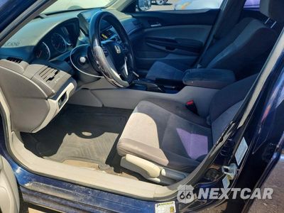 Zdjęcie 7 z 12 samochodu: 2009 HONDA ACCORD VIN:1HGCP26339A198698 - miniatura