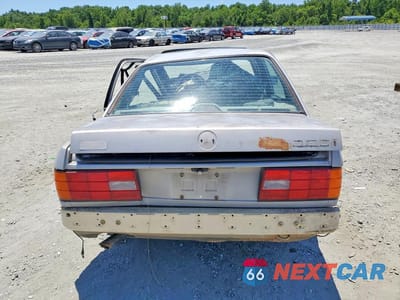 Zdjęcie 6 z 13 samochodu: 1990 BMW 325 I AUTOMATIC VIN:WBAAD2310LED27790 - miniatura