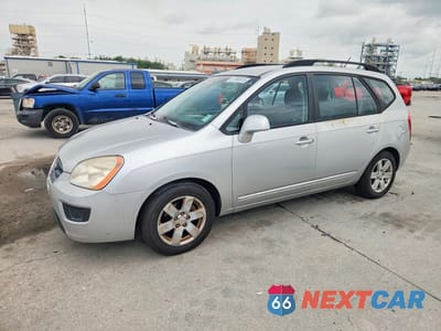 2009 KIA RONDO BASE KNAFG528797271788 - główne zdjęcie licytacji z USA - miniatura