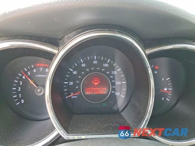Zdjęcie 9 z 12 samochodu: 2013 KIA OPTIMA LX VIN:KNAGM4A78D5440012 - miniatura