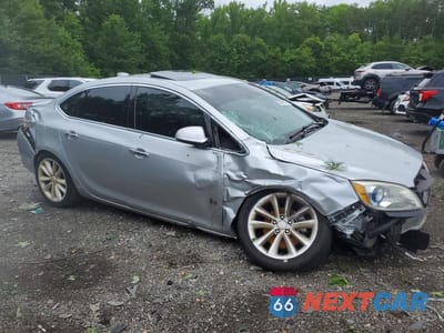 Czwarte zdjęcie samochodu z boku: 2016 BUICK VERANO VIN:1G4PS5SK9G4104649 - miniatura