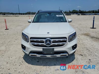 Piąte zdjęcie samochodu w środku: 2021 MERCEDES-BENZ GLB 250 VIN:W1N4M4GB4MW121534 - miniatura
