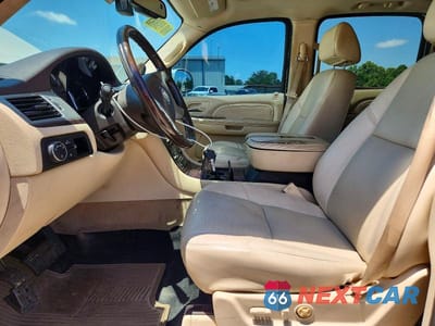 Zdjęcie 7 z 13 samochodu: 2008 CADILLAC ESCALADE ESV VIN:1GYFK66868R240787 - miniatura