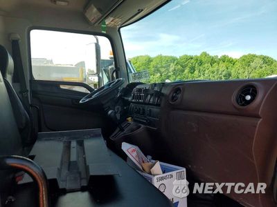 Piąte zdjęcie samochodu w środku: 2025 HINO HINO L6 VIN:5PVNJ7AV4S5T59119 - miniatura