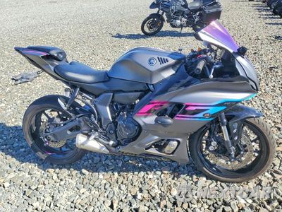 2024 YAMAHA YZFR7 JYARM38E0RA010222 - główne zdjęcie licytacji z USA - miniatura