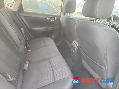 Zdjęcie 10 z 12 samochodu: 2018 NISSAN SENTRA S VIN:3N1AB7AP8JY303198 - miniatura