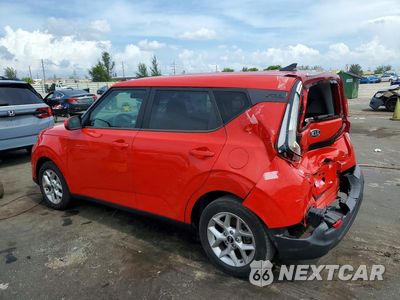 Drugie zdjęcie samochodu z przodu: 2020 KIA SOUL S VIN:KNDJ23AU3L7717134 - miniatura