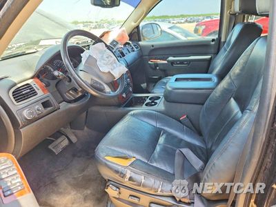 Zdjęcie 7 z 13 samochodu: 2012 CHEVROLET TAHOE C1500 LS VIN:1GNSCAE05CR325362 - miniatura