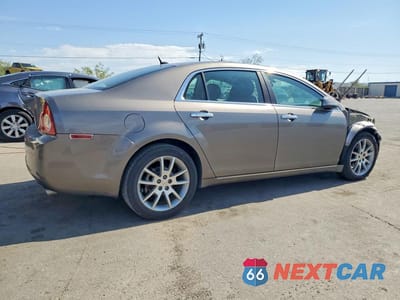 Trzecie zdjęcie samochodu z tyłu: 2010 CHEVROLET MALIBU LTZ VIN:1G1ZE5E72AF141560 - miniatura