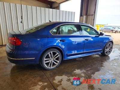 Trzecie zdjęcie samochodu z tyłu: 2016 VOLKSWAGEN PASSAT S VIN:1VWAT7A35GC062237 - miniatura