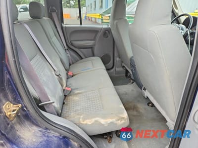 Zdjęcie 10 z 13 samochodu: 2006 JEEP LIBERTY SPORT VIN:1J4GK48K66W126000 - miniatura